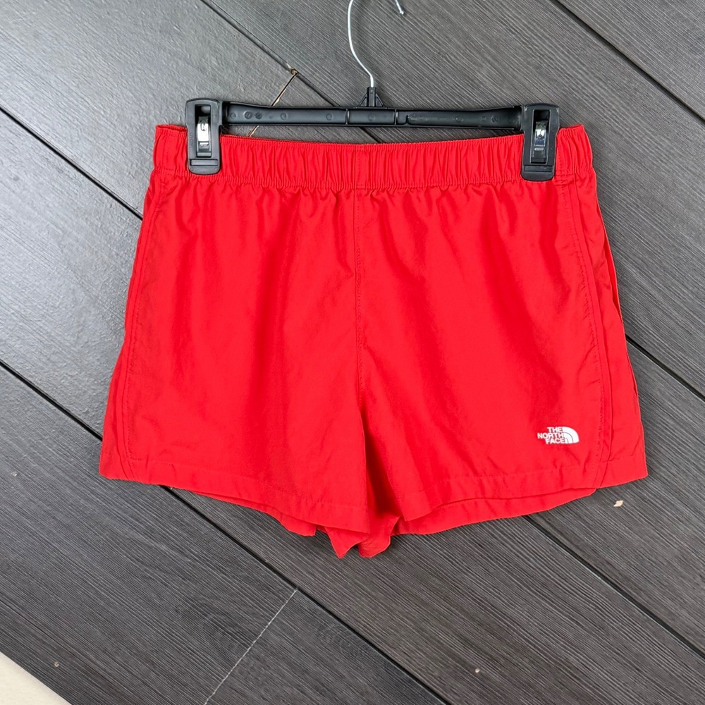 The North Face Women's Shorts Medium Red 2.5" Athletic Running Hiking Outdoor